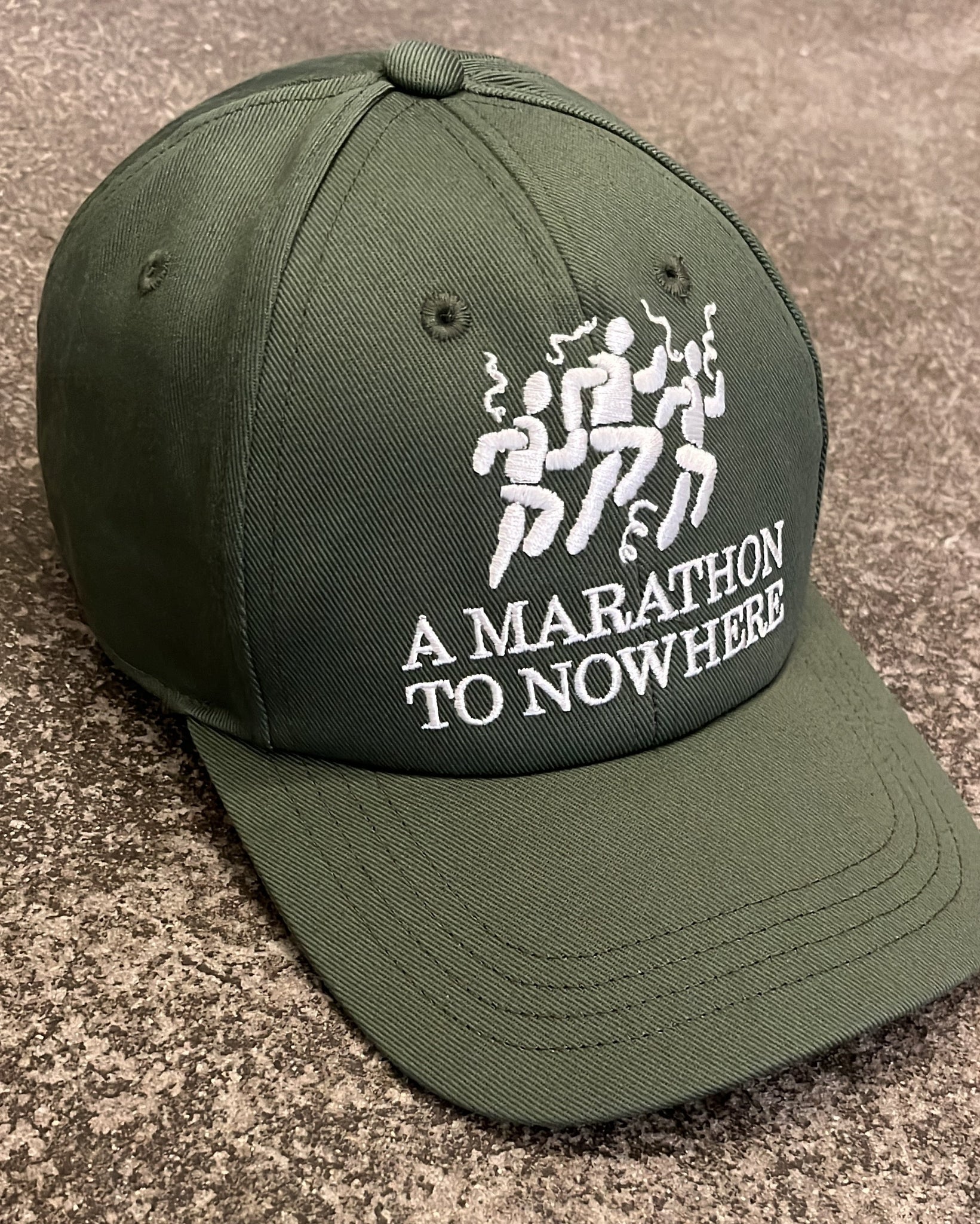 THE MARATHON HAT IN KHAKI COTTON TWILL