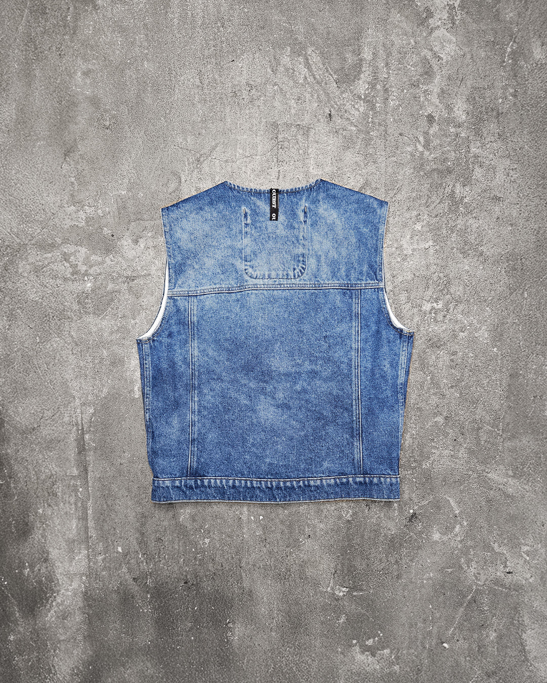 THE SLEEVELESS JACKET IN LIGHT FADED INDIGO DENIM