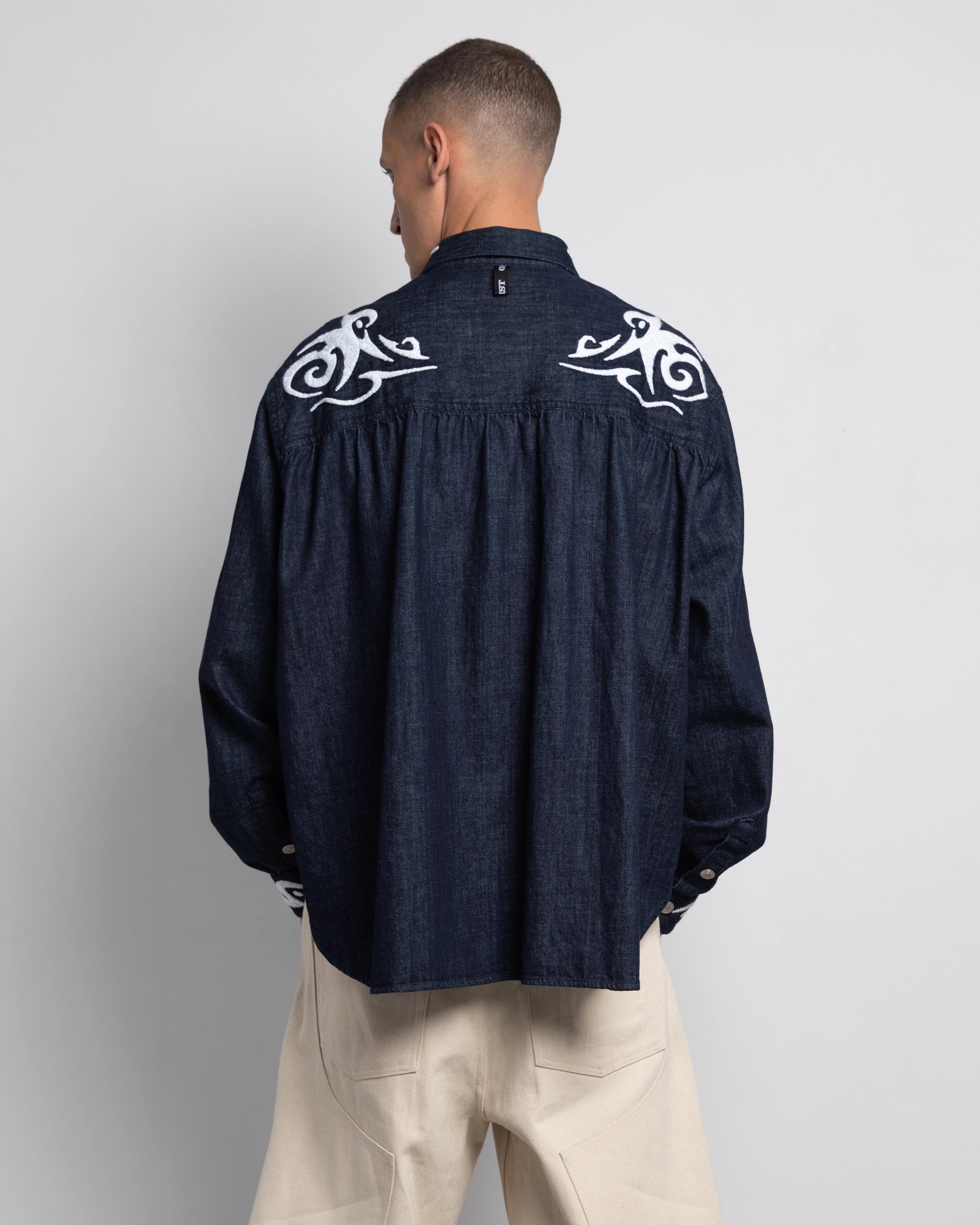 THE EMBROIDERED DENIM SHIRT IN INDIGO LIGHT DENIM