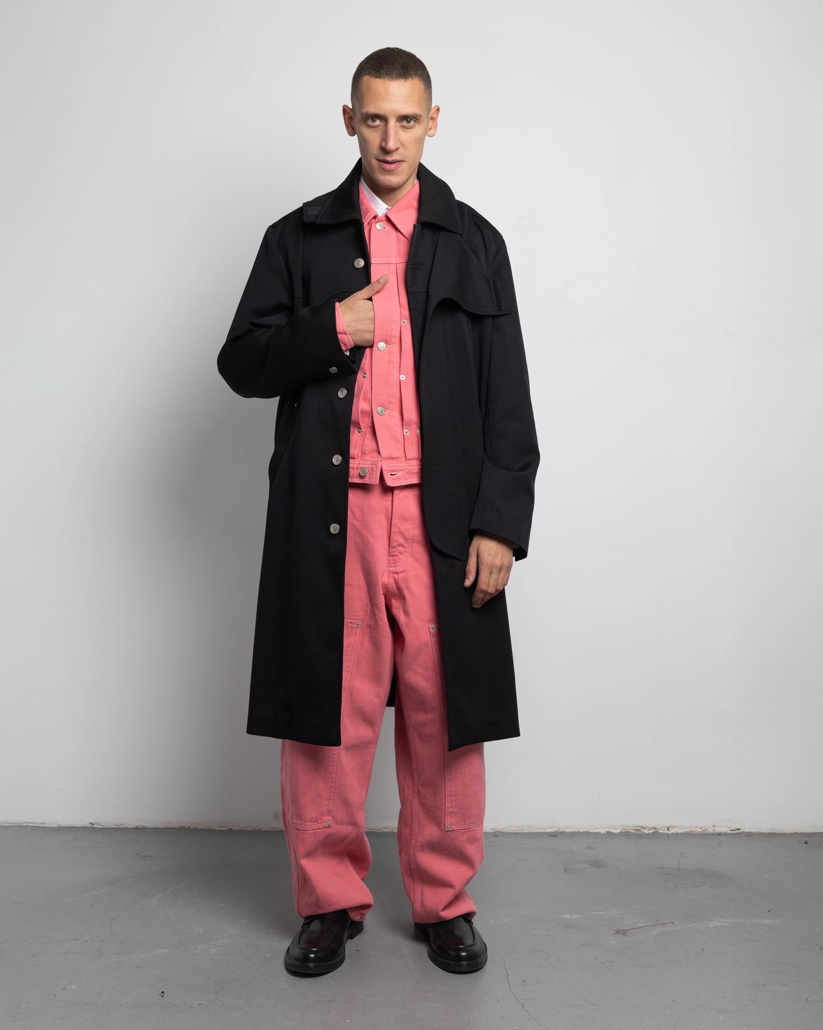 THE WESTERN COAT IN UPCYCLED BLACK WOOL TWILL