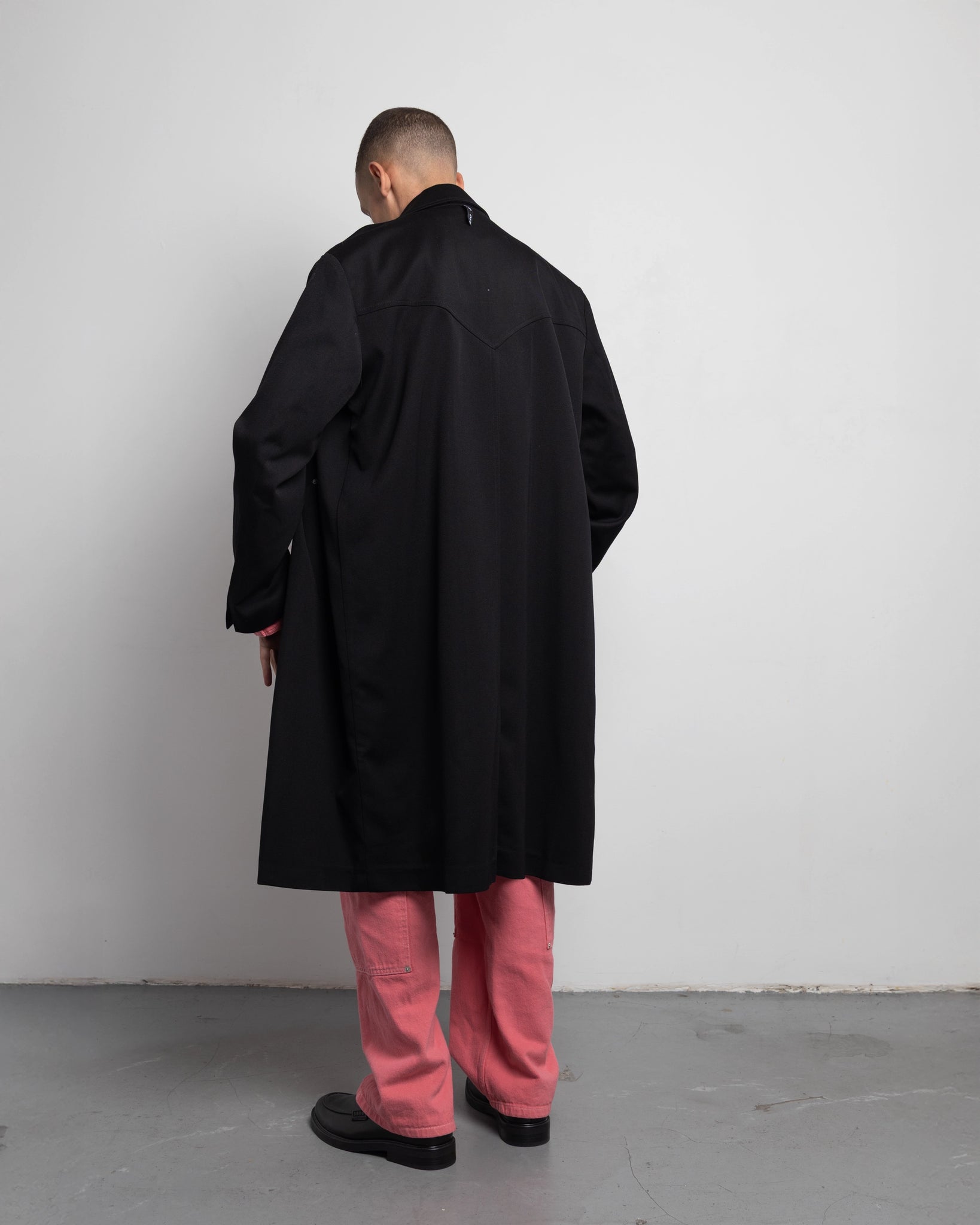 THE WESTERN COAT IN UPCYCLED BLACK WOOL TWILL