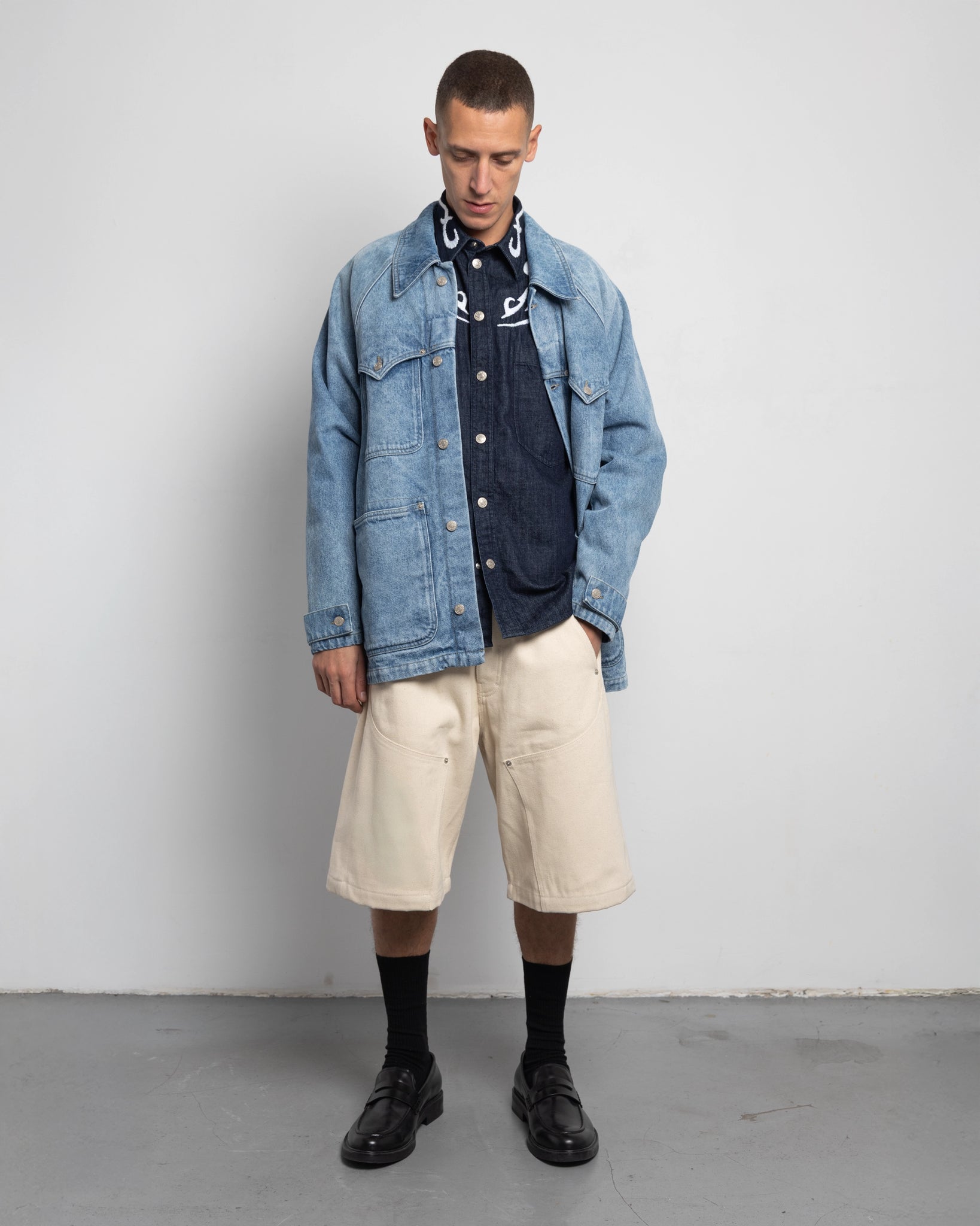 THE CHORE JACKET IN LIGHT FADED INDIGO DENIM