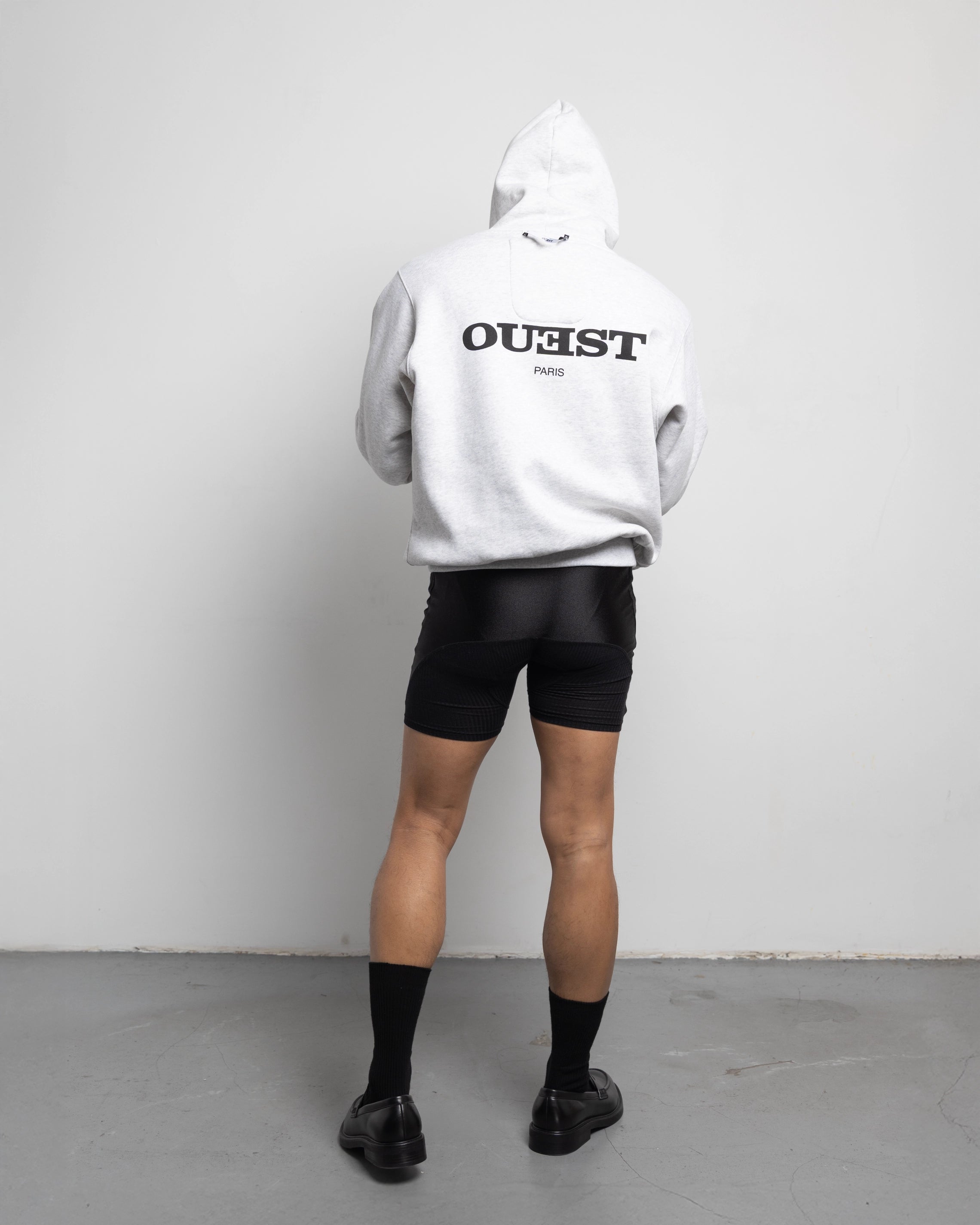 THE LOGO HOODIE IN HEATHER GREY BRUSHED FLEECE