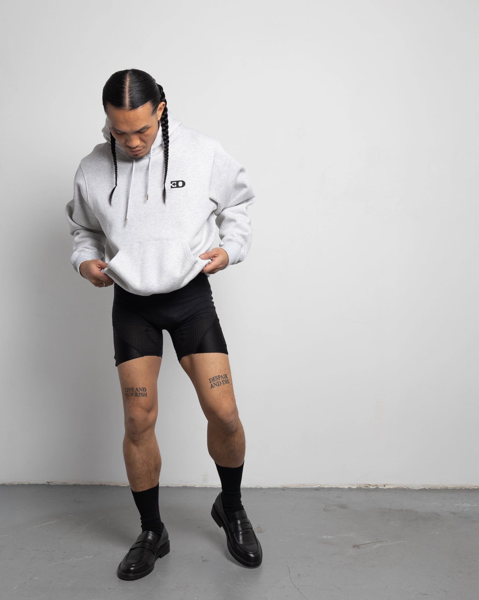 THE LOGO HOODIE IN HEATHER GREY BRUSHED FLEECE