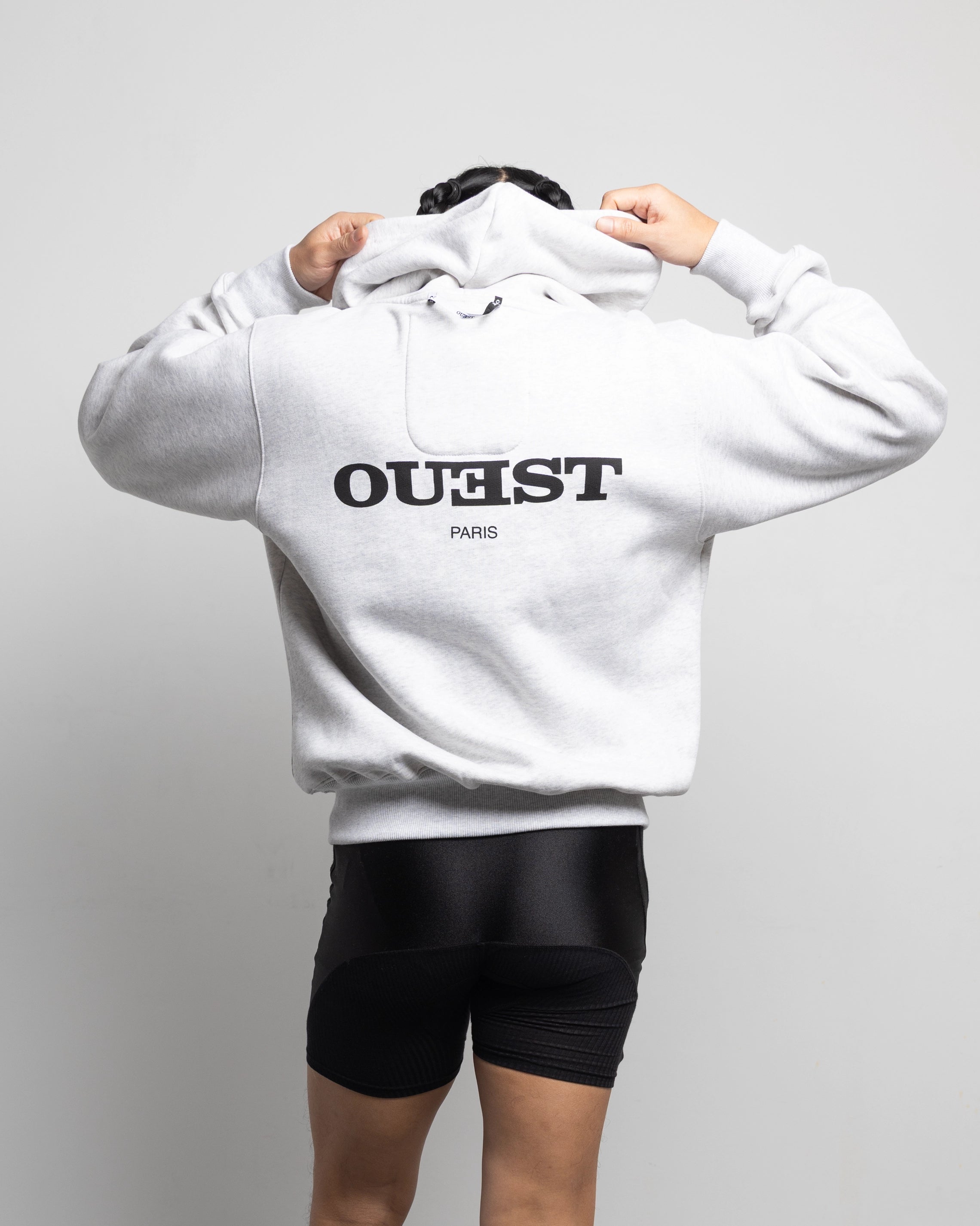 THE LOGO HOODIE IN HEATHER GREY BRUSHED FLEECE