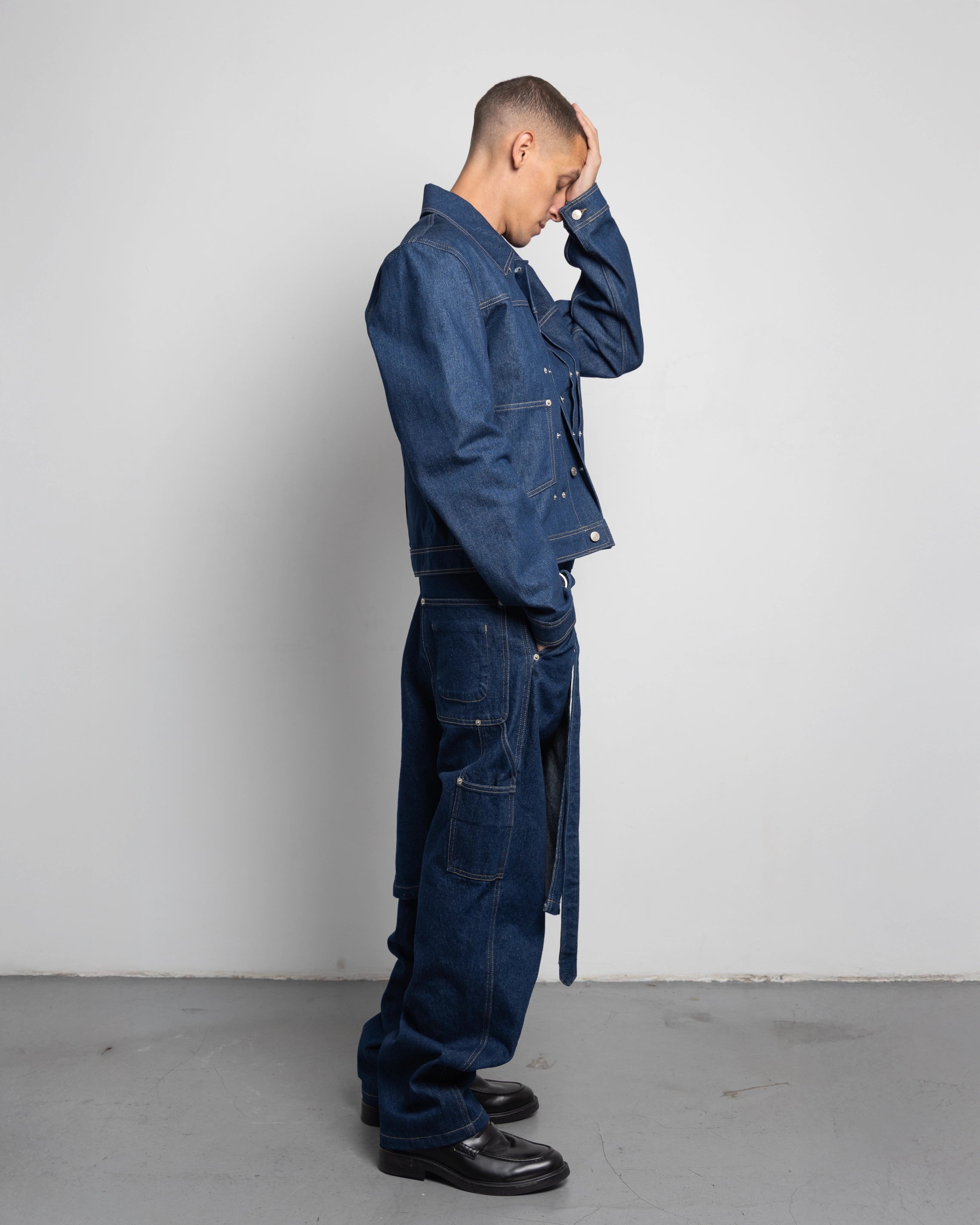 THE APRON PANTS IN INDIGO