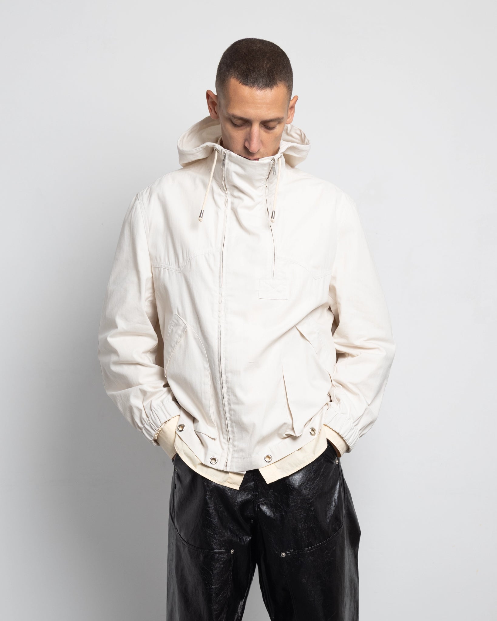 THE WINDBREAKER IN UPCYCLED COTTON CANVAS