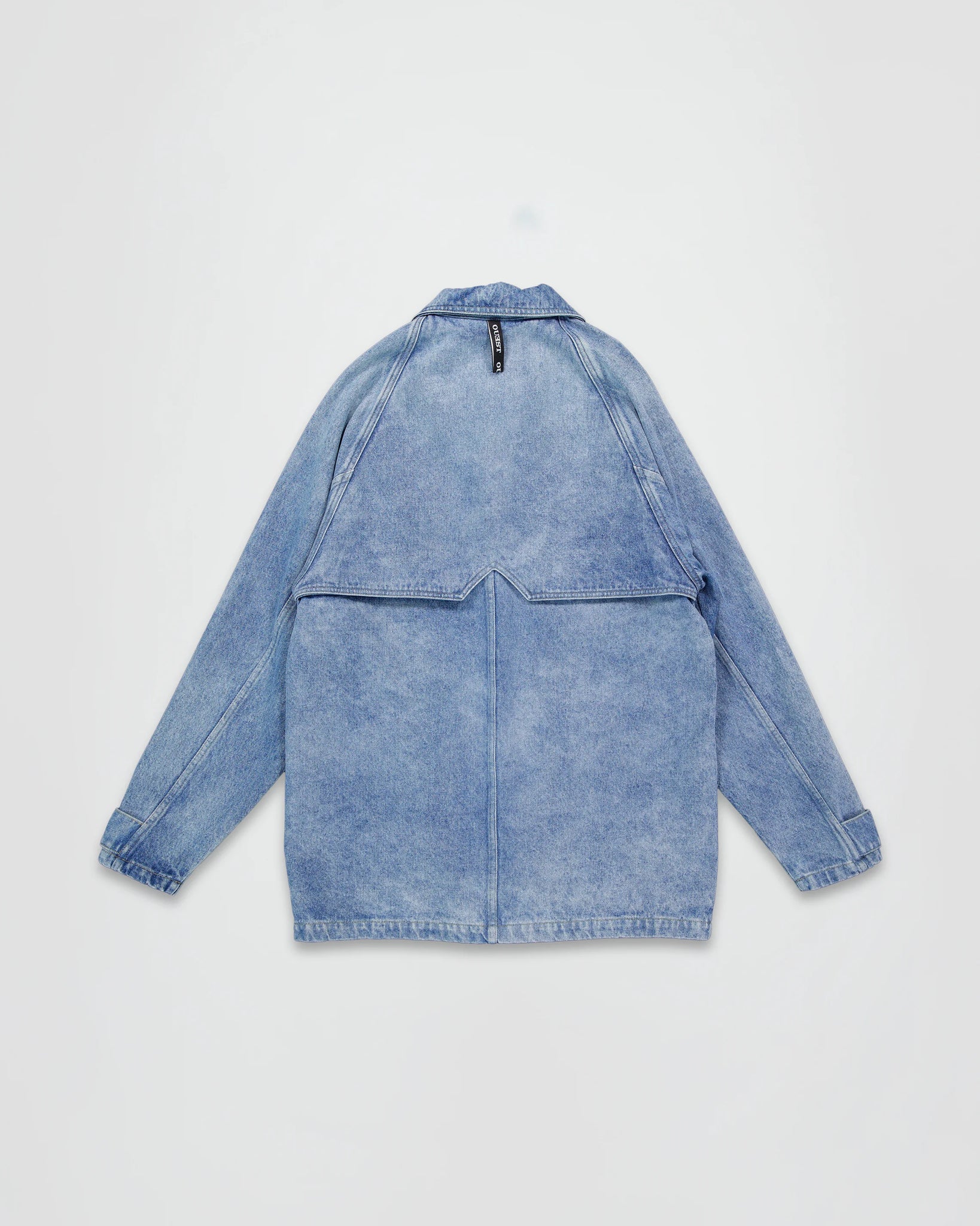 THE CHORE JACKET IN LIGHT FADED INDIGO DENIM
