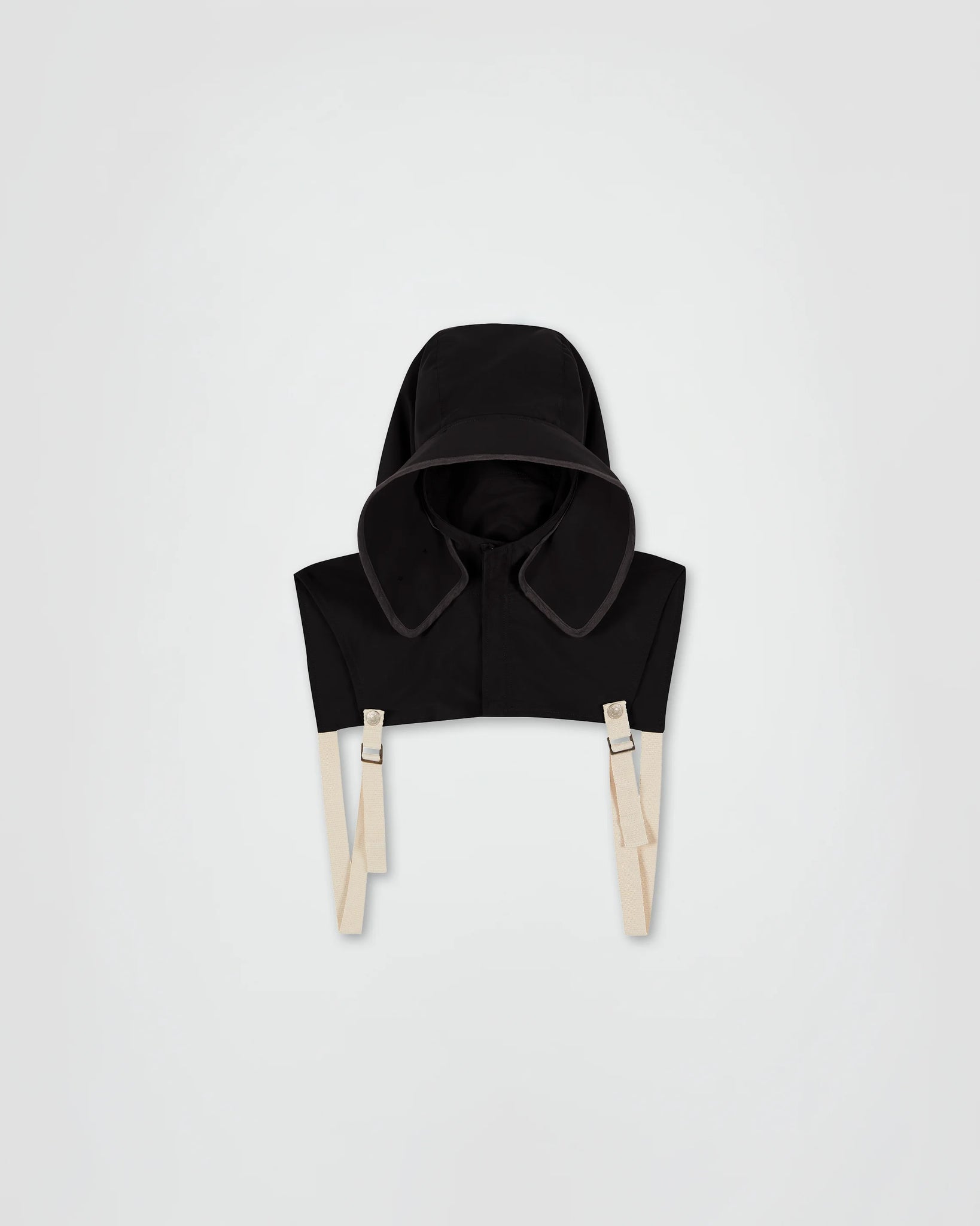 THE MILITARY HOOD IN BLACK NYLON