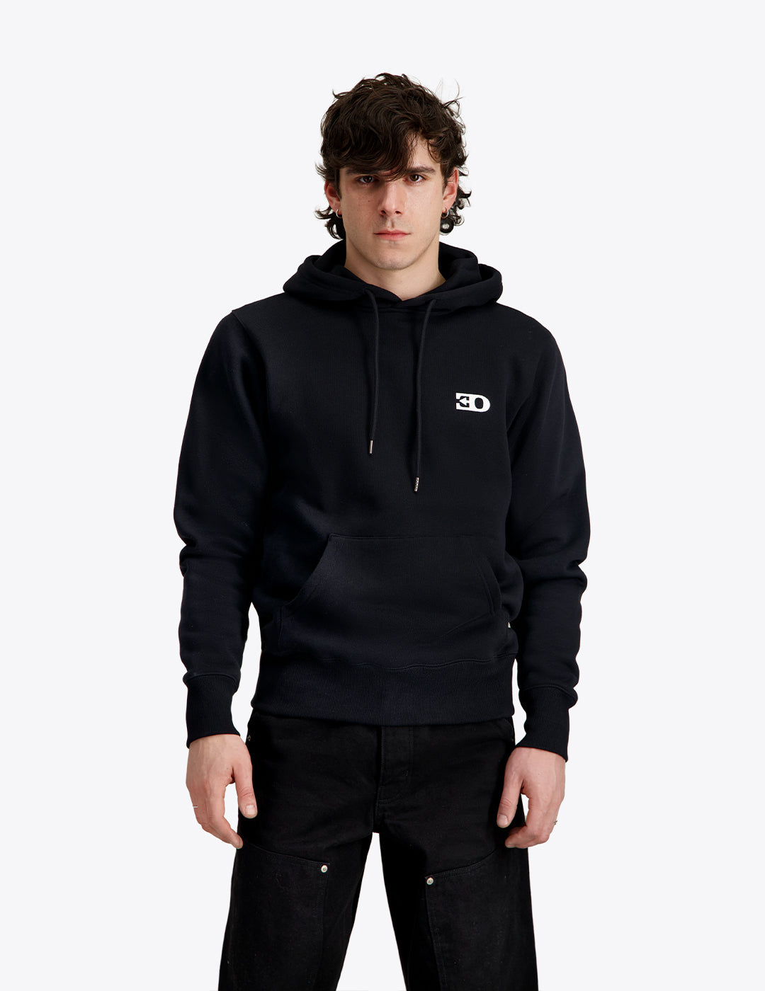 THE LOGO HOODIE IN BLACK