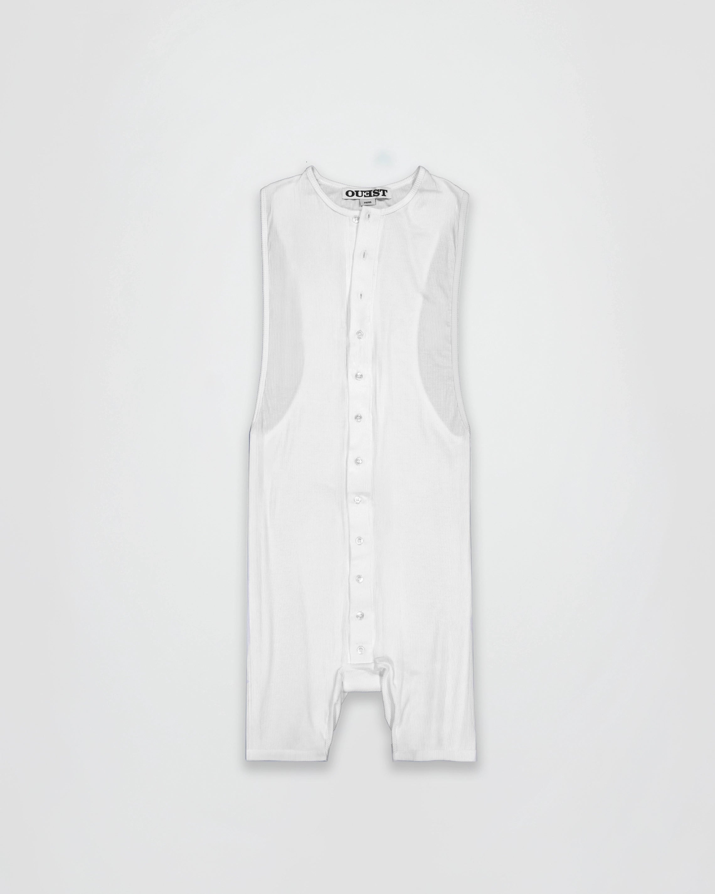 THE RIBBED BUTTONED SINGLET
