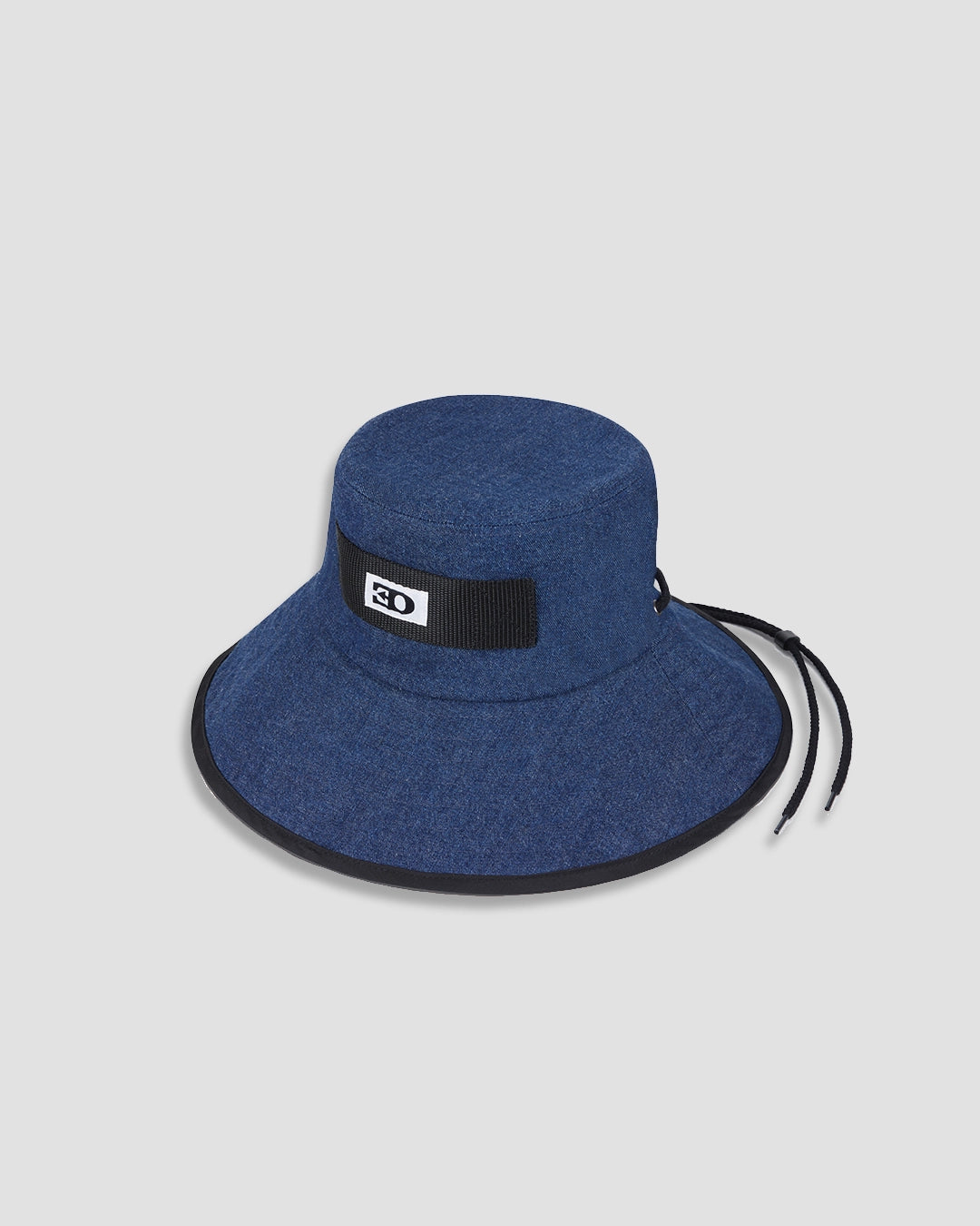 THE WESTERN RAW DENIM BUCKET HAT IN INDIGO