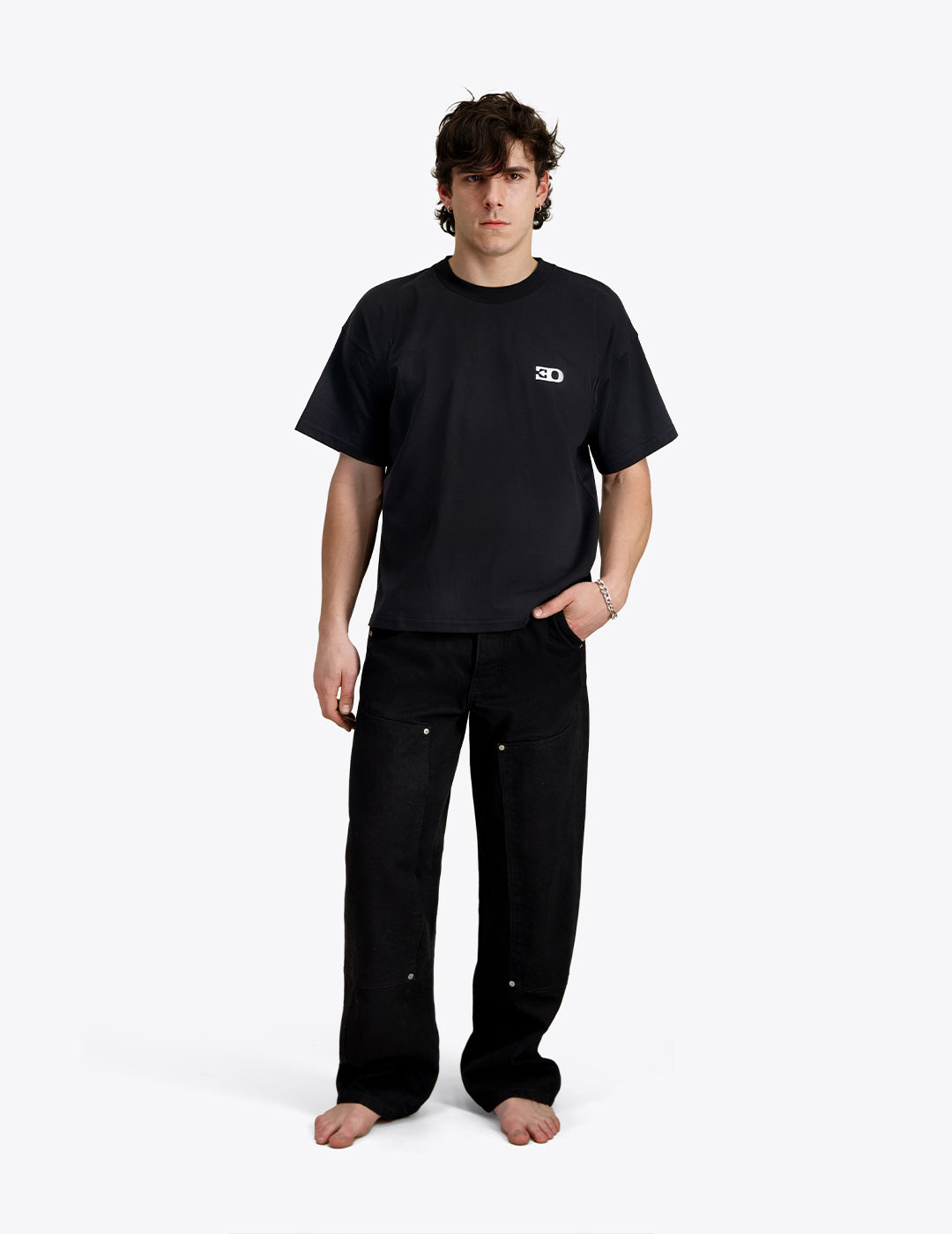 THE LOGO TEE IN BLACK