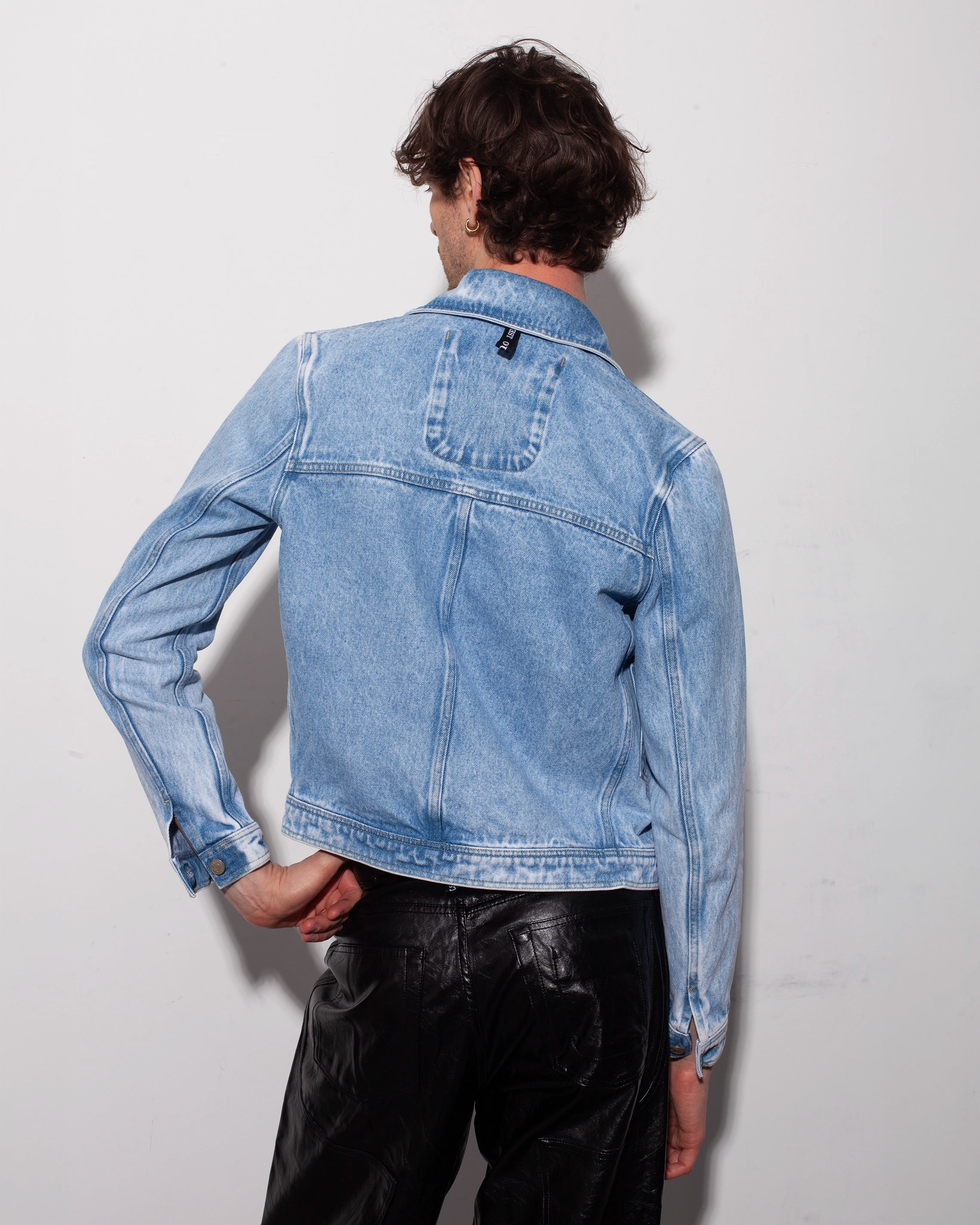 THE TRUCKER JACKET IN 1982 BLUE