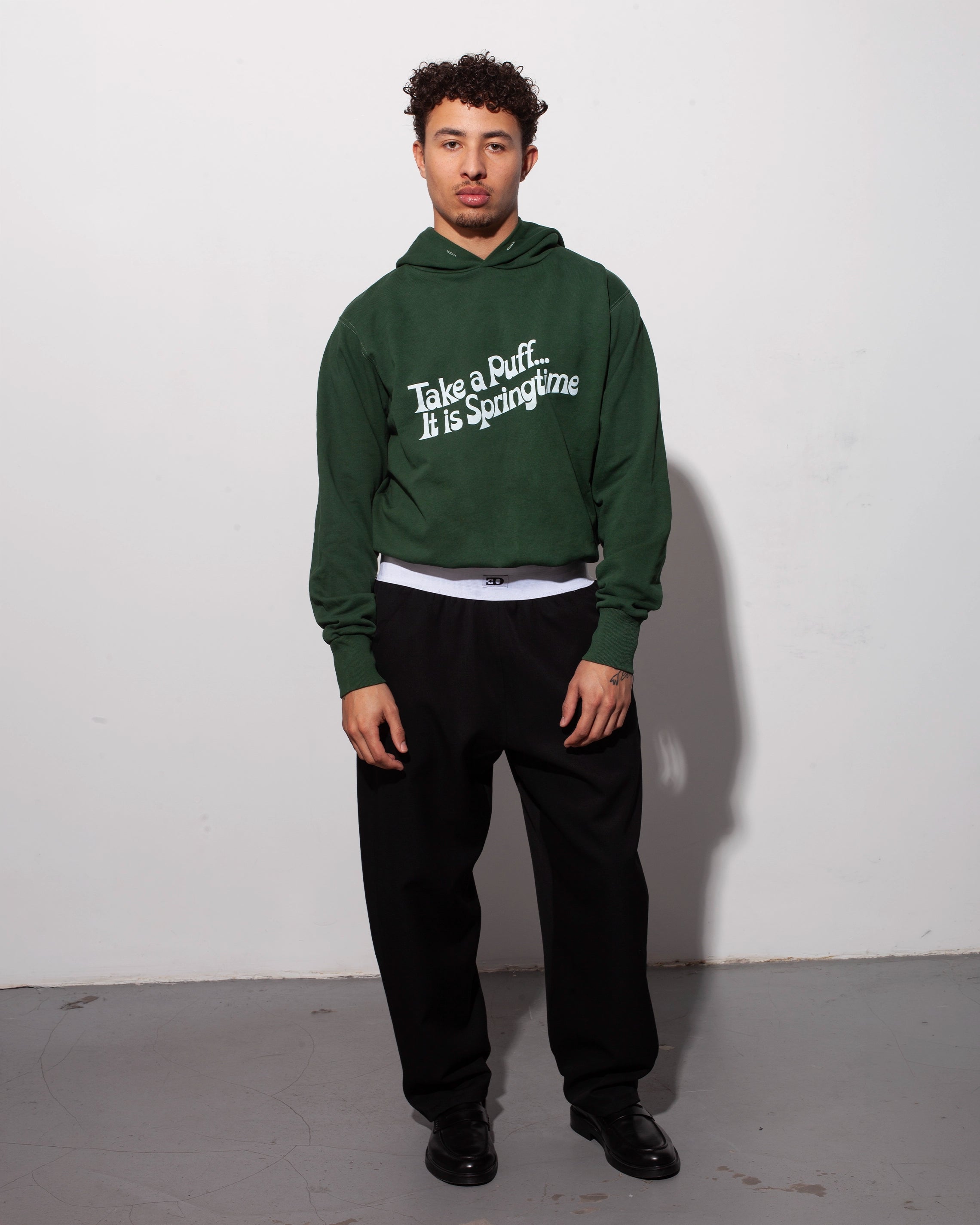THE BRIEF TROUSERS IN BLACK WOOL