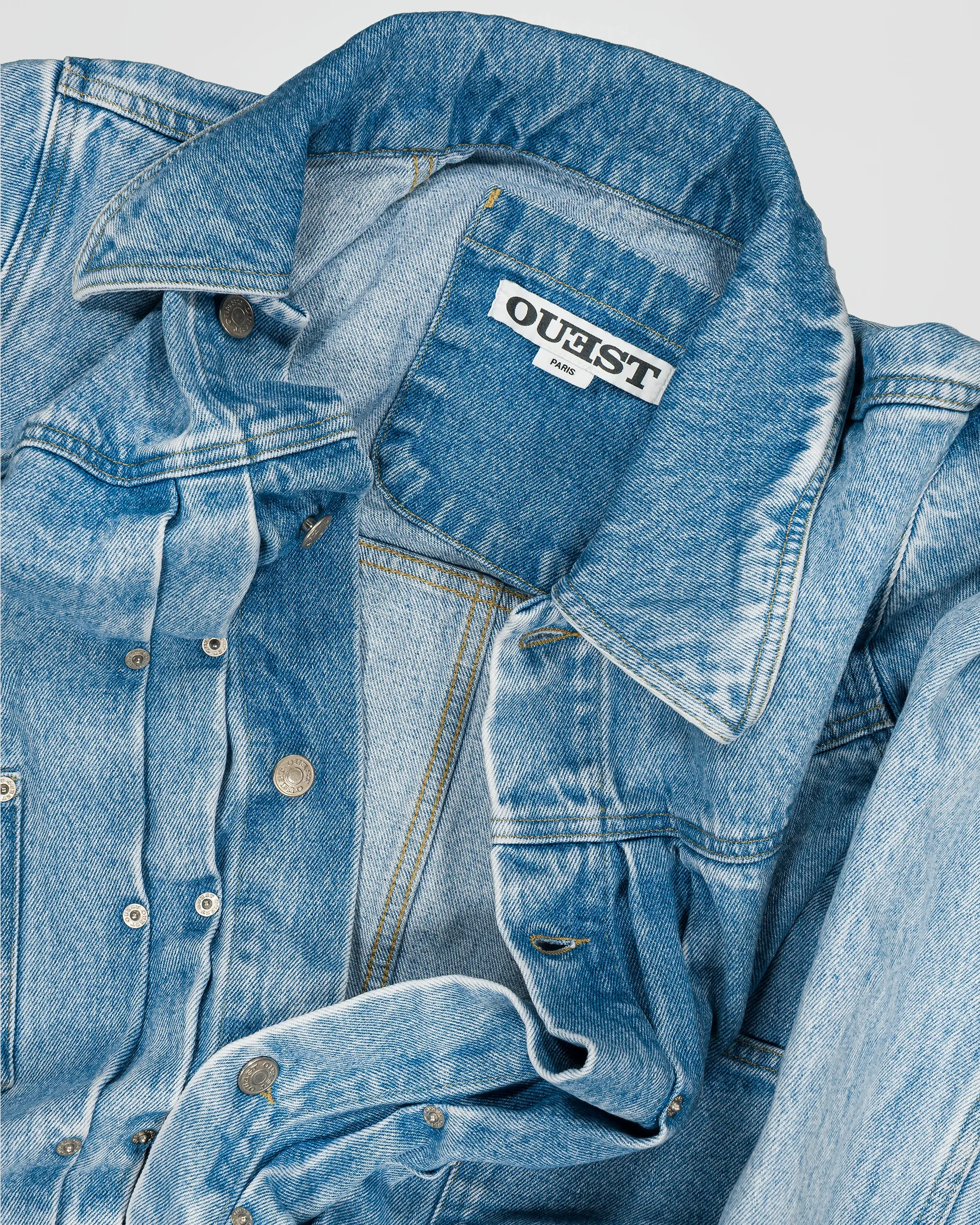 THE TRUCKER JACKET IN 1982 BLUE