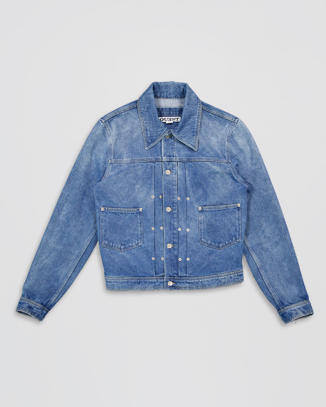 THE TRUCKER JACKET IN LIGHT FADED INDIGO DENIM