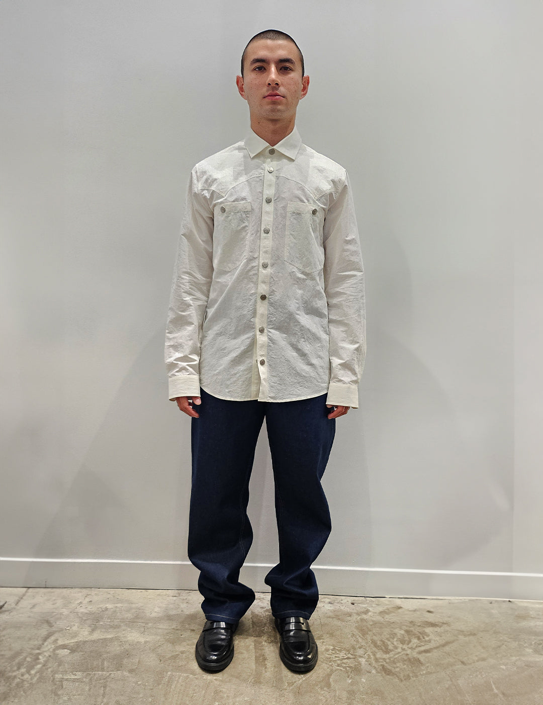 THE WESTERN SHIRT IN OFF-WHITE COMPACT NYLON POPLIN