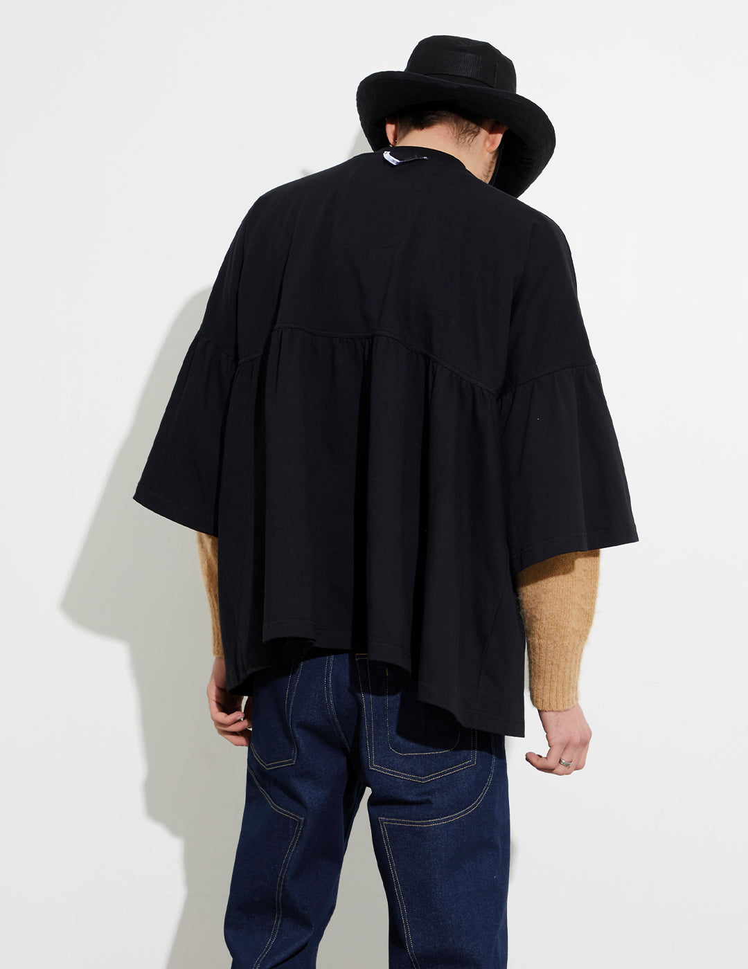 THE SKATER TEE IN BLACK